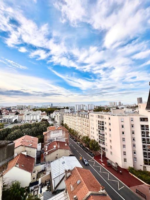 Appartement Vue Tour Eiffel Ligne 14 A Cote De Paris Gentilly Exterior foto